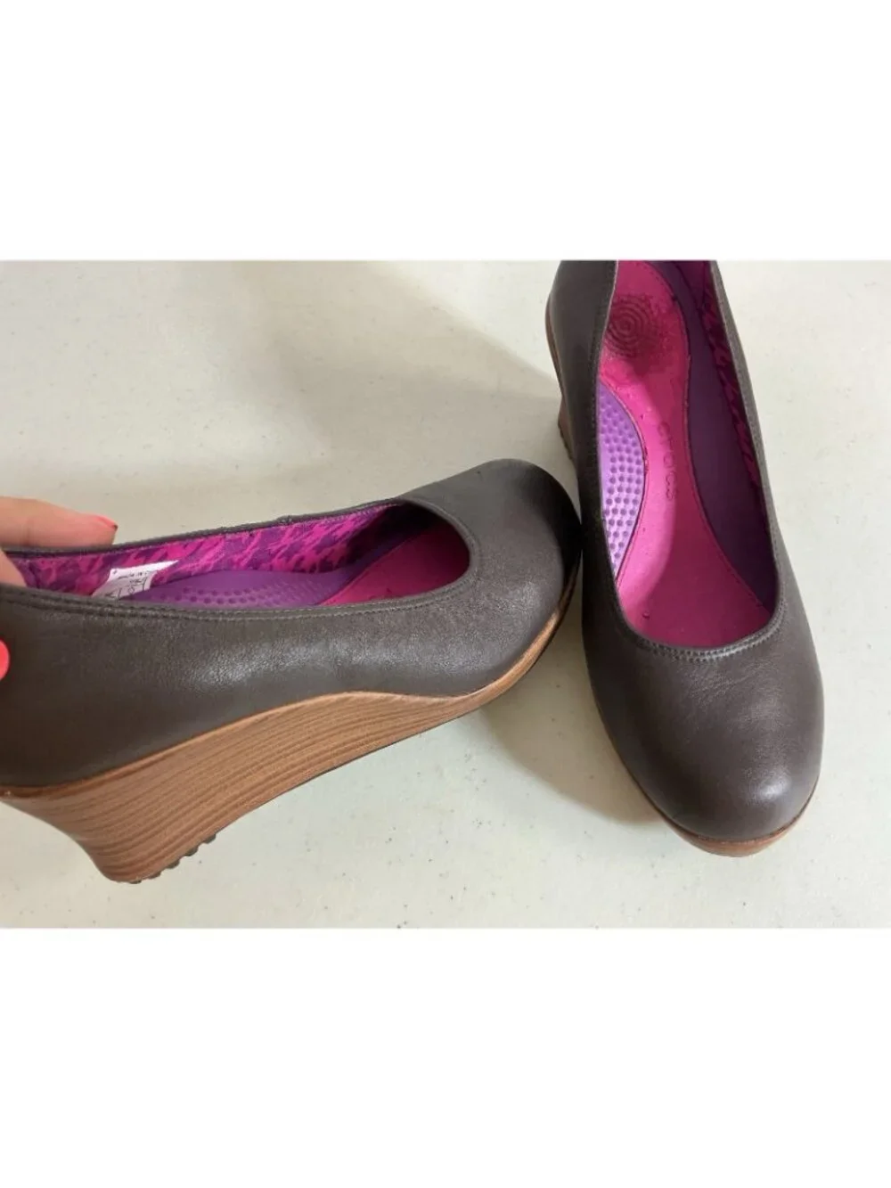 Crocs Leather Wedge Pumps Platform Womens 6